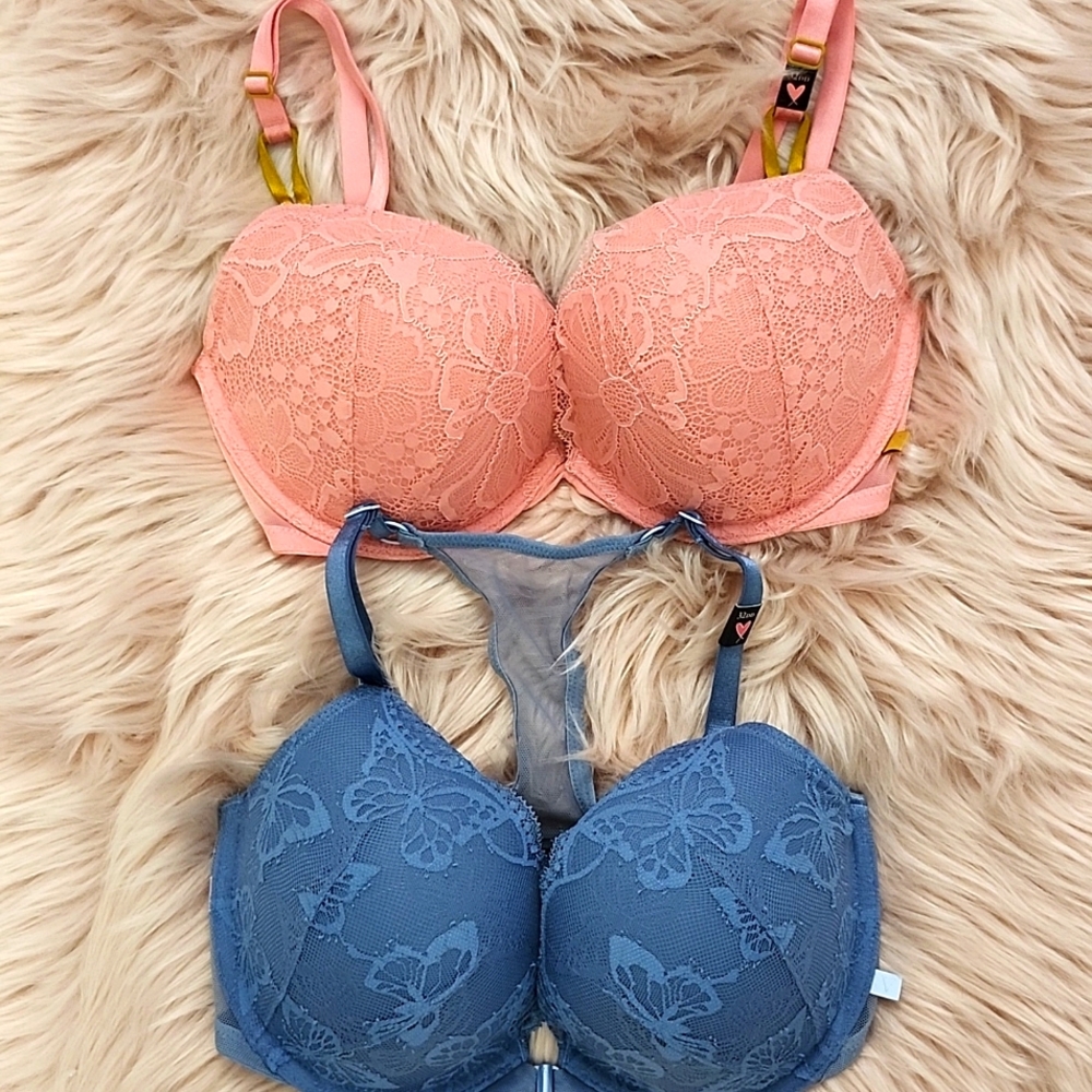 New Listing!! Brand New 2CT BUNDLE Victoria's Secret Push Up Bra-32DD